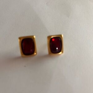 Elegant Gold and Red Garnet Stud Earrings….